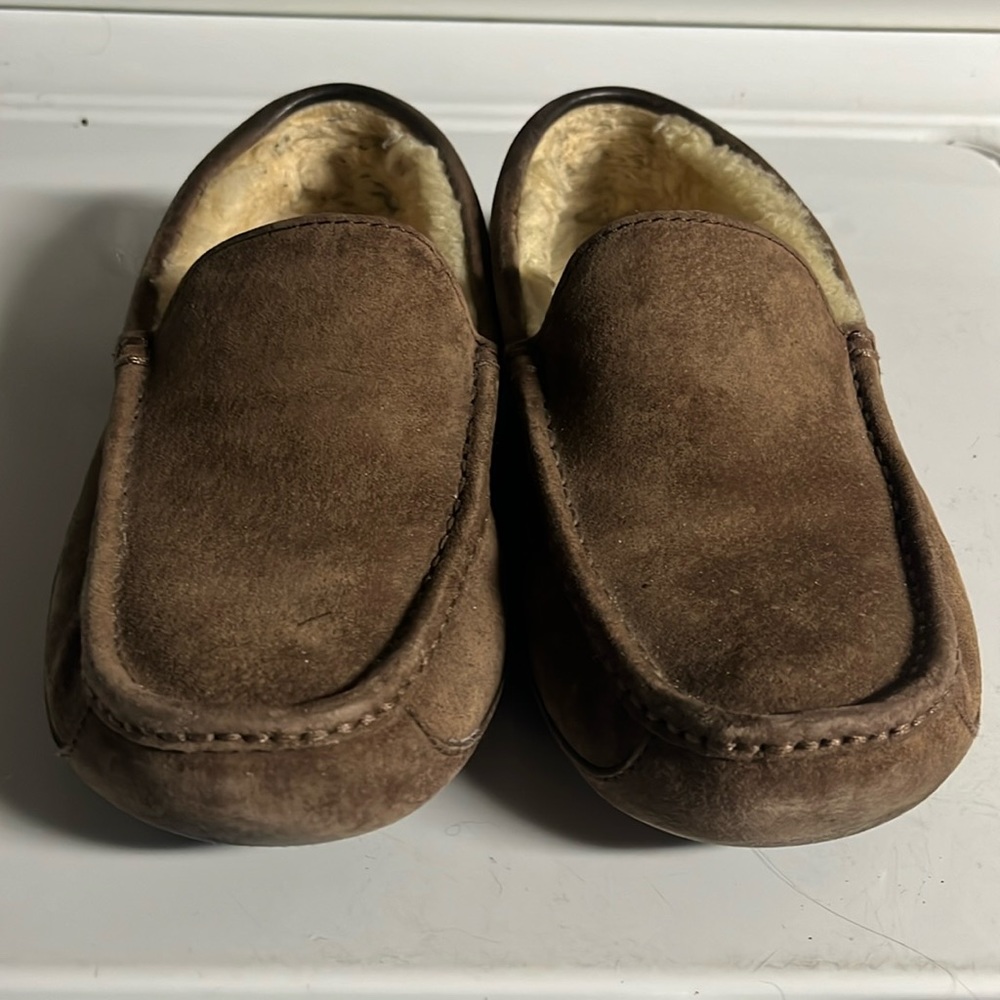 Ugg slippers